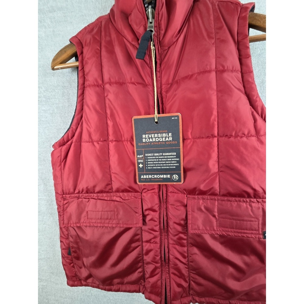 Abercrombie & Fitch Reversible Board Gear Puffer Vest Red Mens M Full Zip NEW